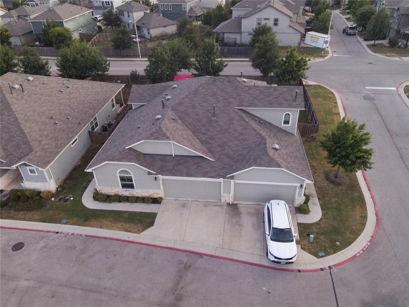 1501 Gropius LN #30B, Pflugerville, TX 78660