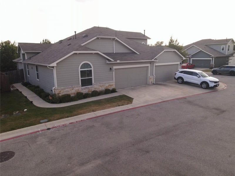 1501 Gropius LN #30B, Pflugerville, TX 78660