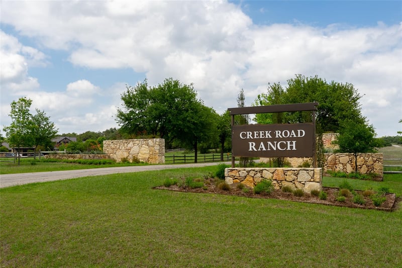 523 Dario DR, Dripping Springs, TX 78620