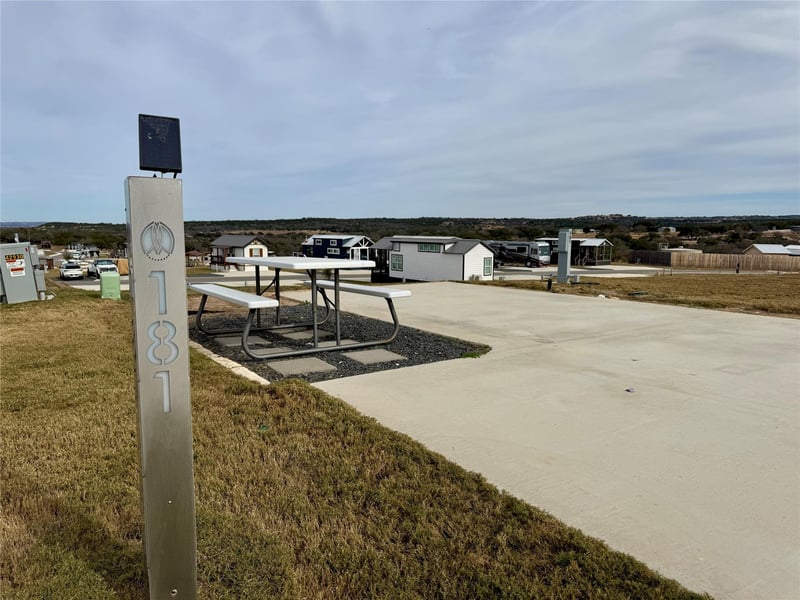 5386 Ranch Road 1376 RD #181, Fredericksburg, TX 78624