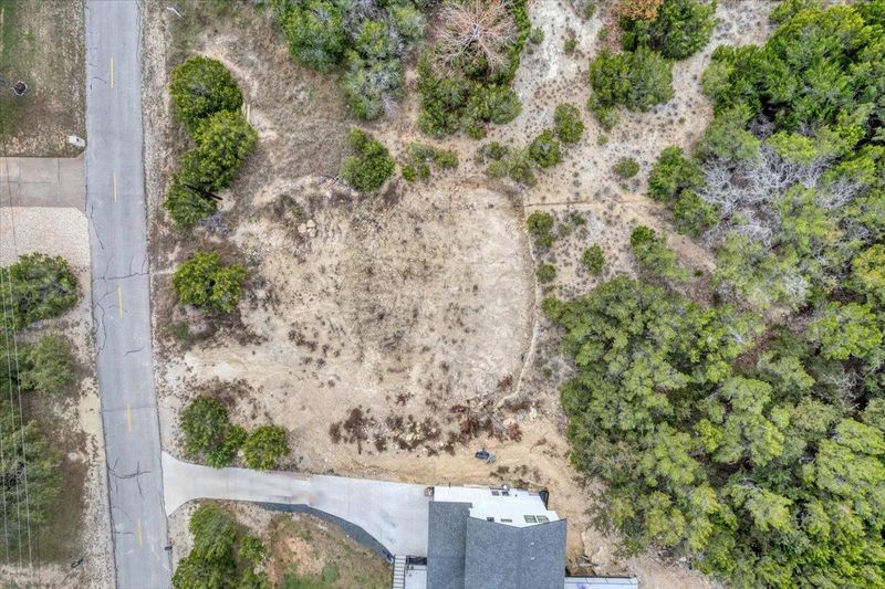 312 Alloway DR, Spicewood, TX 78669
