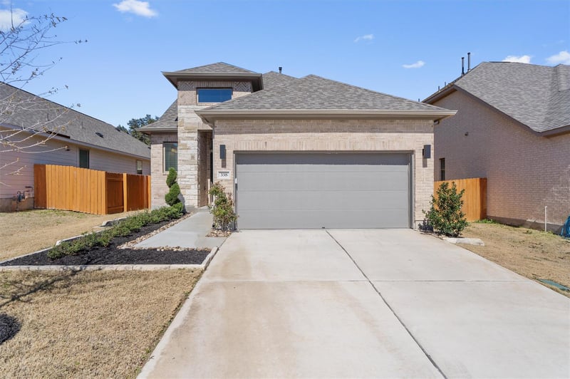 338 Langhorne BND, Liberty Hill, TX 78642