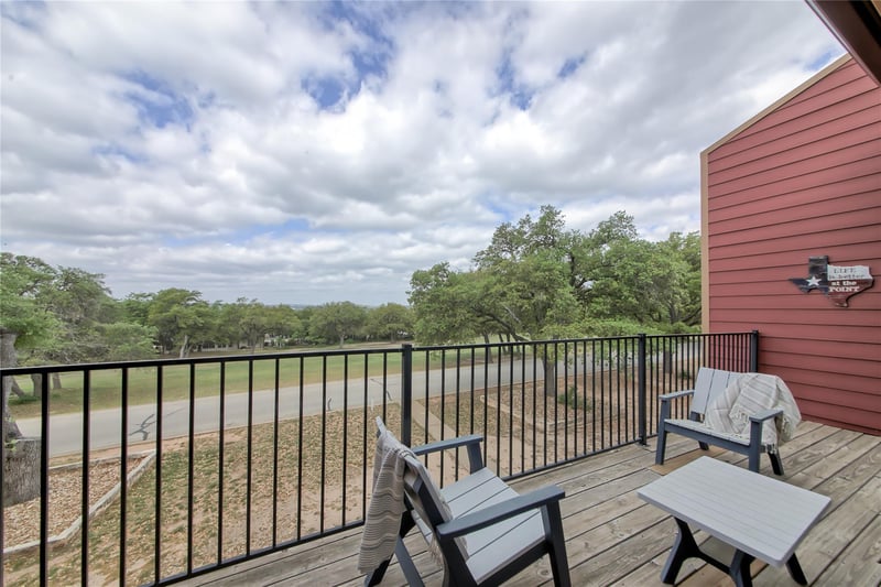 549 Demarett DR, Point Venture, TX 78645