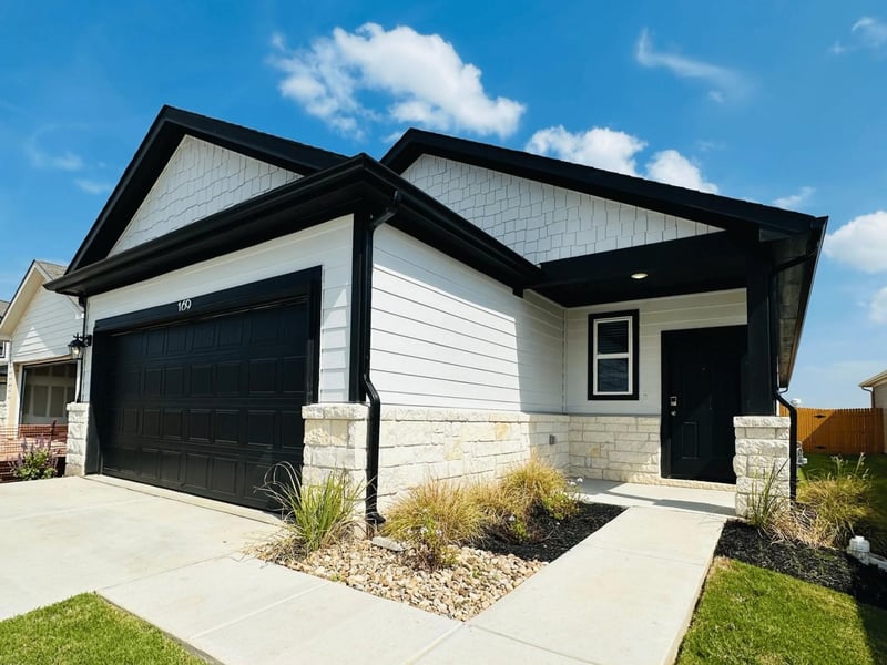 169 Tolo DR, Elgin, TX 78621