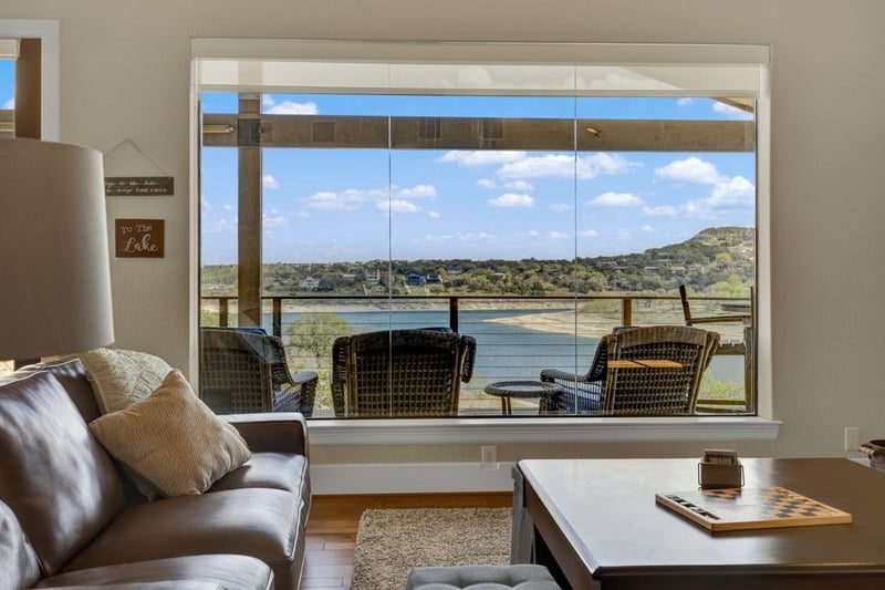 2550 Colleen DR, Canyon Lake, TX 78133