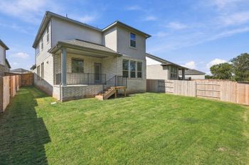140 Bloomington Loop, Hutto, TX 78634