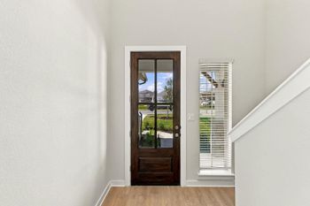 140 Bloomington Loop, Hutto, TX 78634