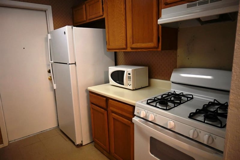 817 Lexington RD, Elgin, TX 78621