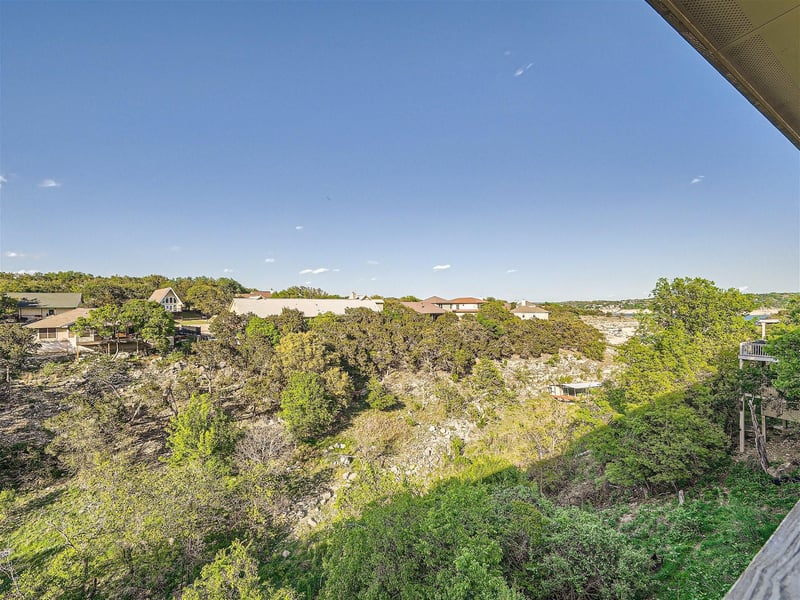 507 Venture BLVD S, Point Venture, TX 78645