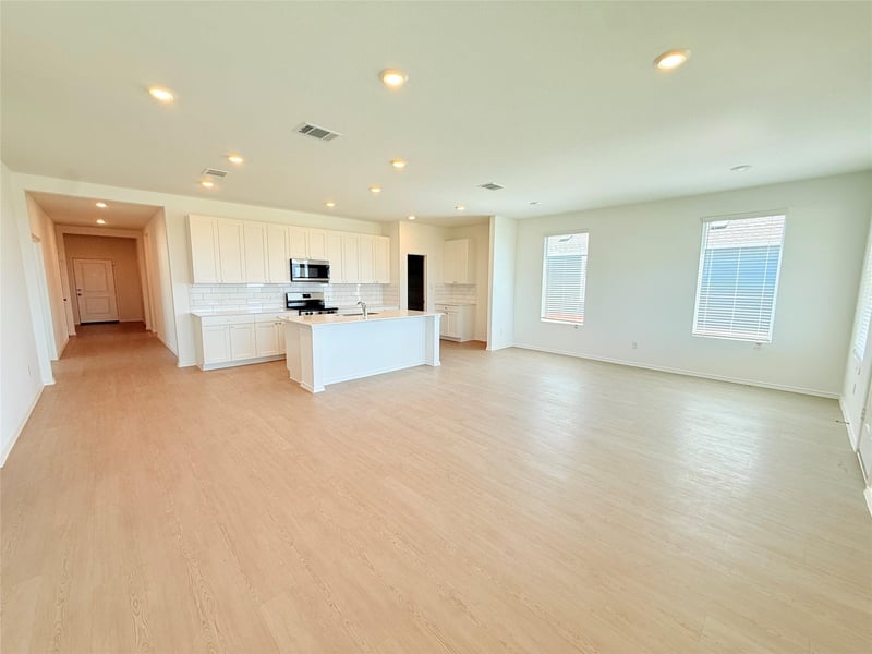 514 Heritage Groves RD, Bertram, TX 78605