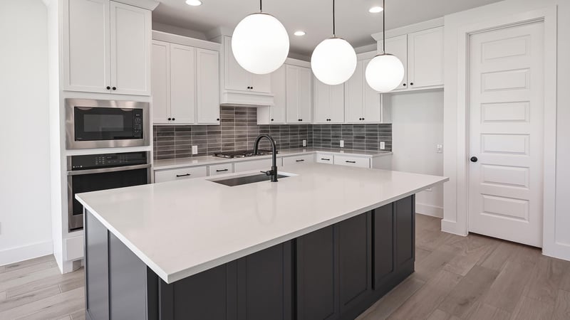 434 Bay Breeze DR, Kyle, TX 78640
