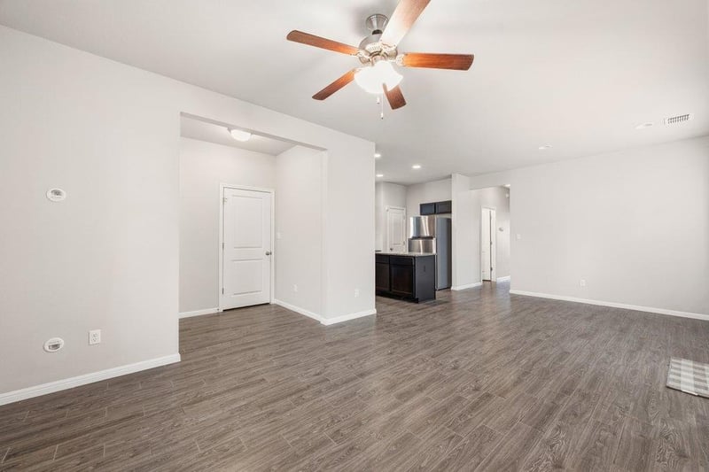 420 Spiny Lizard LN, San Marcos, TX 78666
