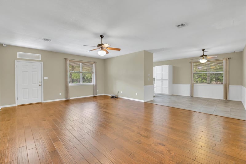 3016 Tradewind DR, Spicewood, TX 78669