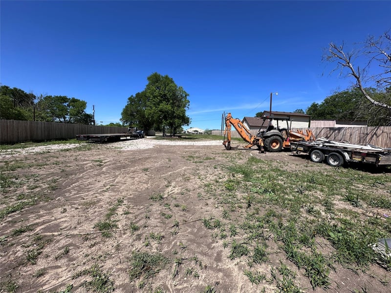 430 W Parsons ST, Manor, TX 78653