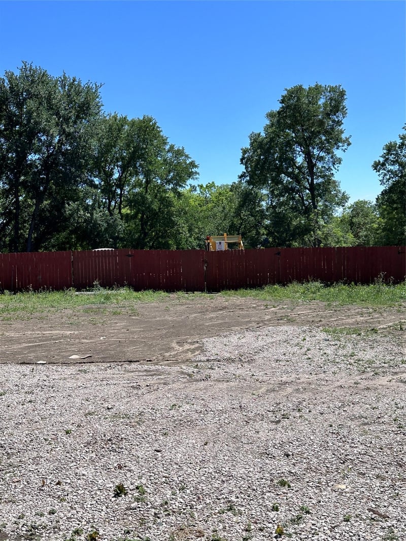 430 W Parsons ST, Manor, TX 78653