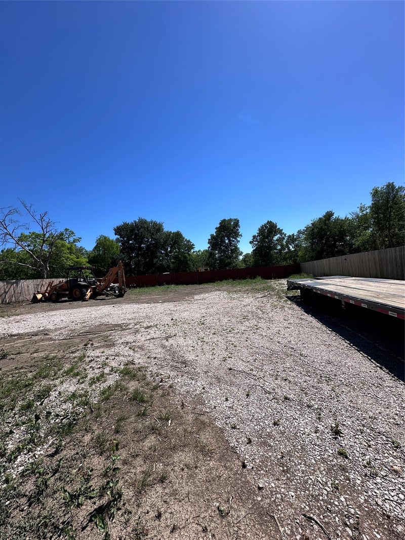 430 W Parsons ST, Manor, TX 78653