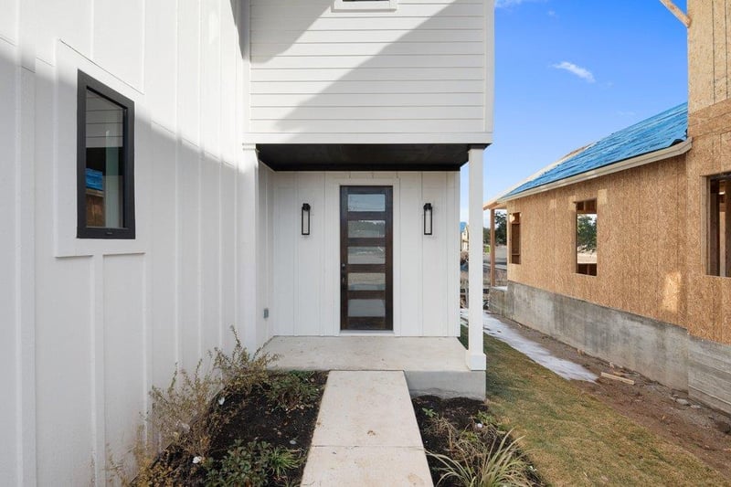 711 N Paleface Ranch RD #8, Spicewood, TX 78669