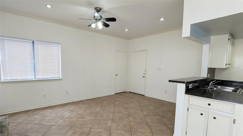 1013 Chestnut ST #C2, San Marcos, TX 78666