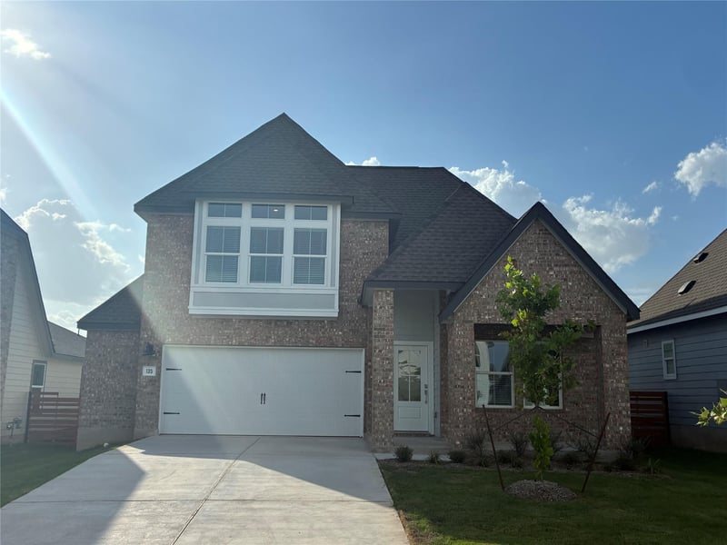 135 Parsons, Kyle, TX 78640