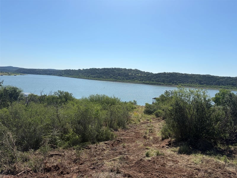 127 Lake View DR, Spicewood, TX 78669