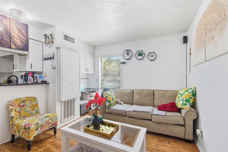 2801 Hemphill Pk #A201, Austin, TX 78705