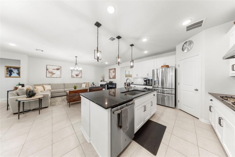 1424 Castalo LN, Leander, TX 78641