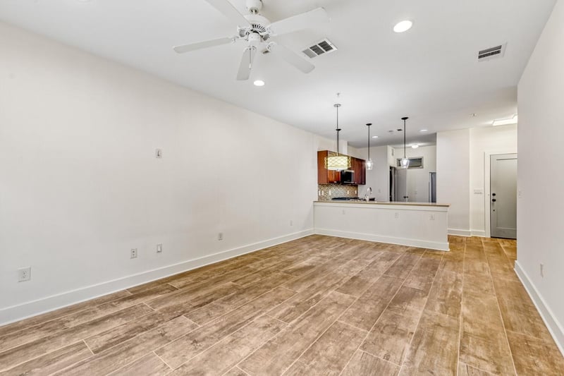 908 Nueces ST #14, Austin, TX 78701