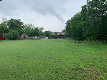 1112 E 8th ST, Georgetown, TX 78626