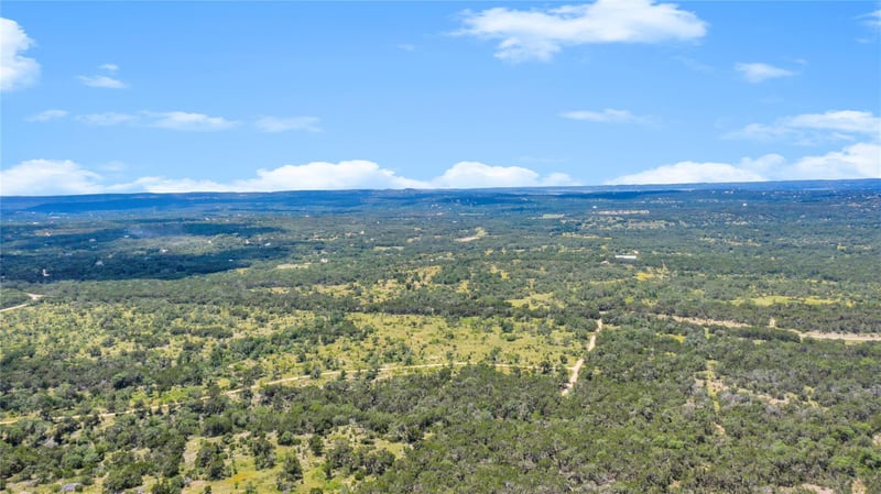 400 Wolf TRL, Wimberley, TX 78676