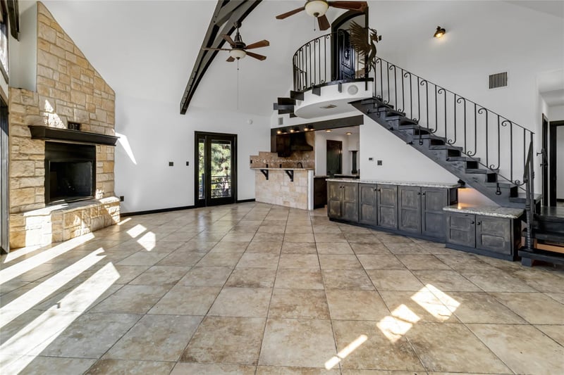 128 Kaupo DR, Bastrop, TX 78602