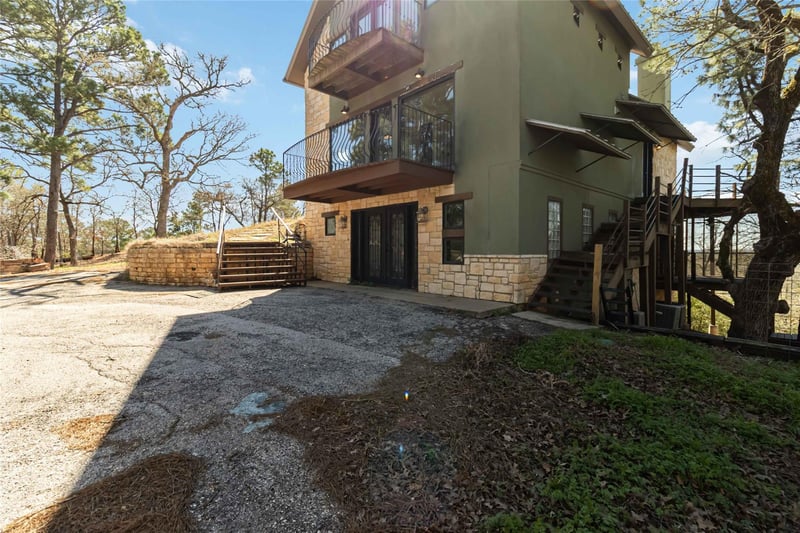 128 Kaupo DR, Bastrop, TX 78602