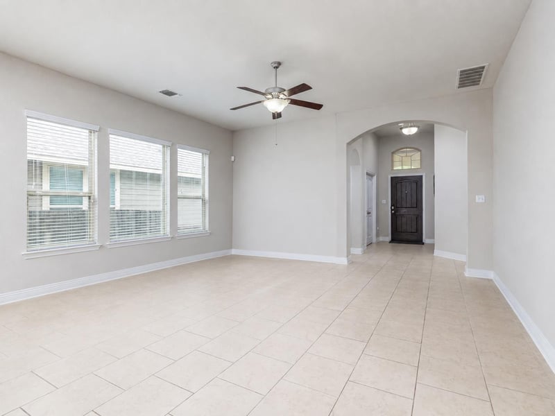 717 Blue Agave LN, Georgetown, TX 78626