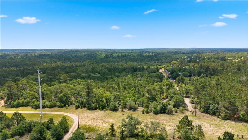 000 Ponderosa Loop, Paige, TX 78602