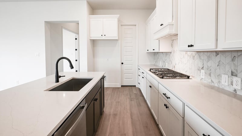 307 Watersong BND, Lockhart, TX 78644