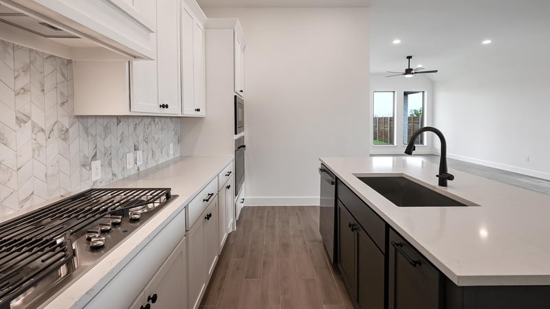 307 Watersong BND, Lockhart, TX 78644