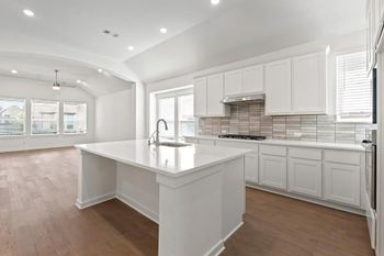 125 Three Oaks LN, Georgetown, TX 78628