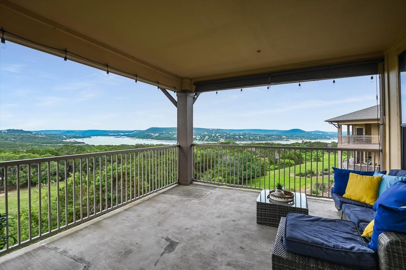 17800 Edgewood Way #301, Jonestown, TX 78645