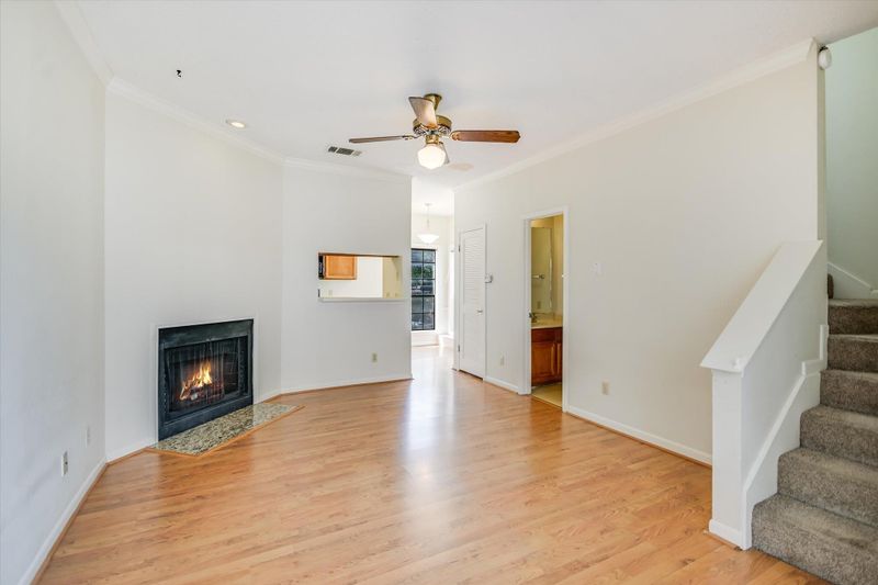 715 W 22nd 1/2 ST #208, Austin, TX 78705