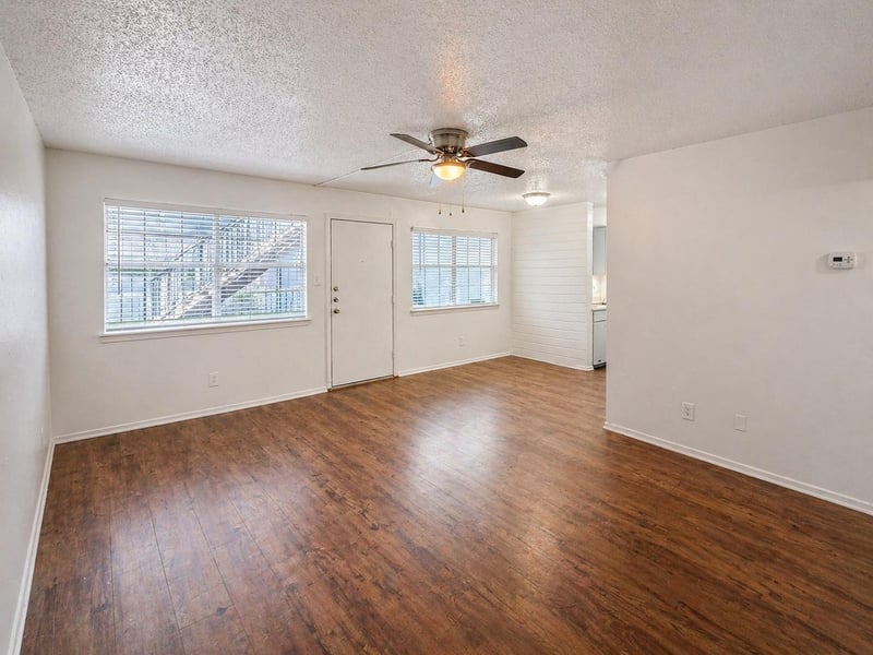 2704 Salado ST #103, Austin, TX 78705