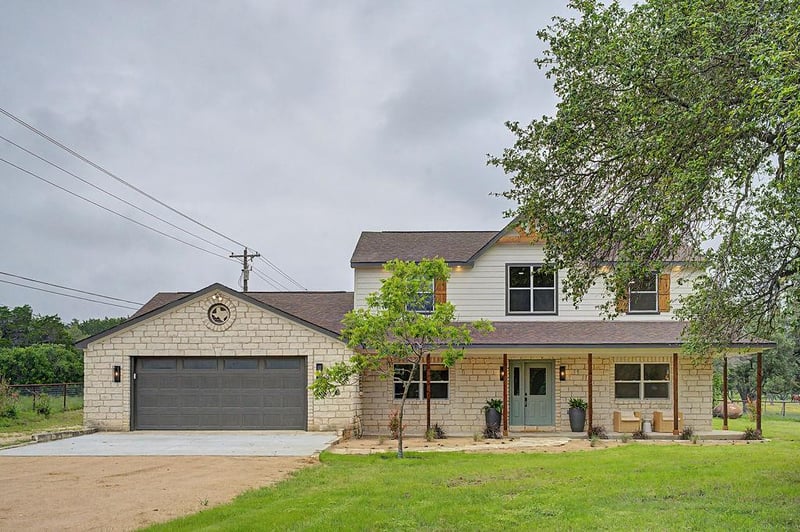 200 E Meadow LN, Wimberley, TX 78676