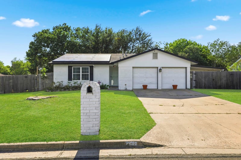 7106 Moat CV, Austin, TX 78745