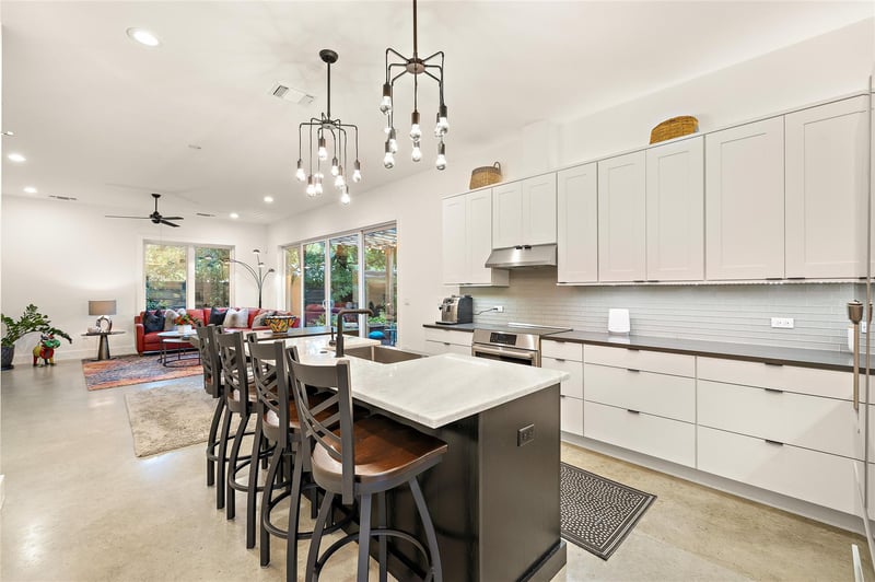 1310 Choquette DR #B, Austin, TX 78757