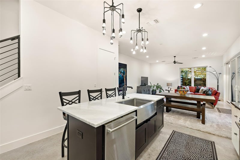 1310 Choquette DR #B, Austin, TX 78757