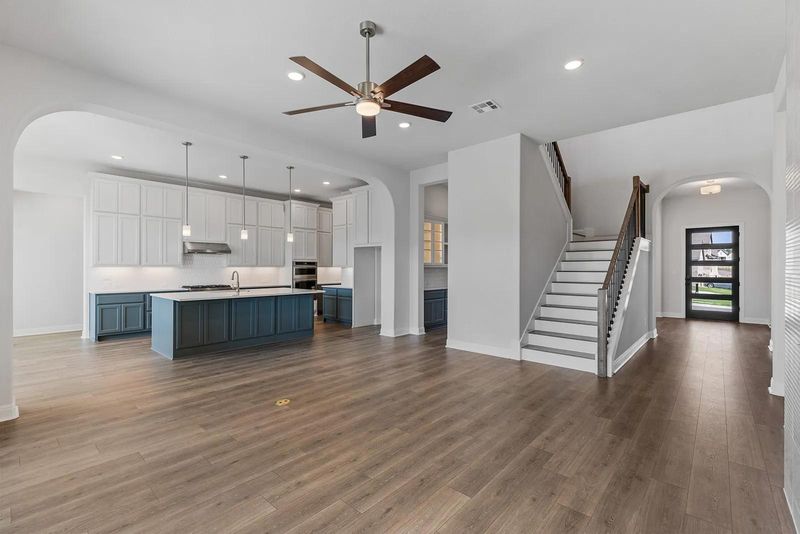 1912 Crimson Sunset DR, Georgetown, TX 78628