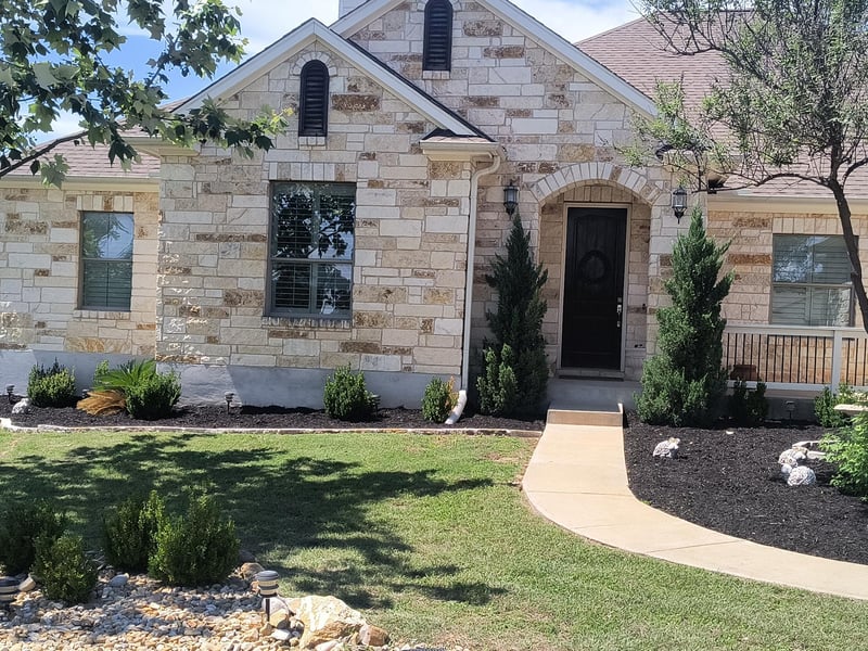 213 Dawn DR, Liberty Hill, TX 78642