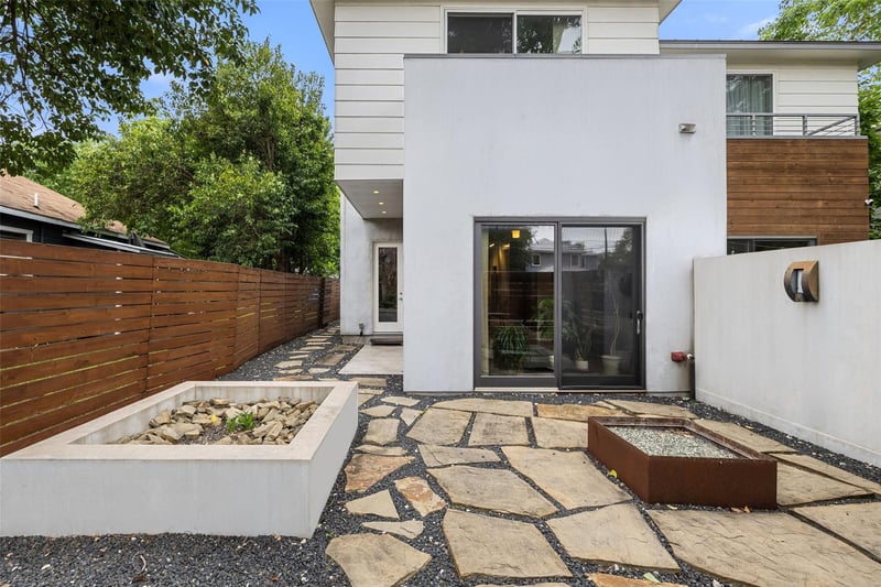 613 W Annie ST #A, Austin, TX 78704