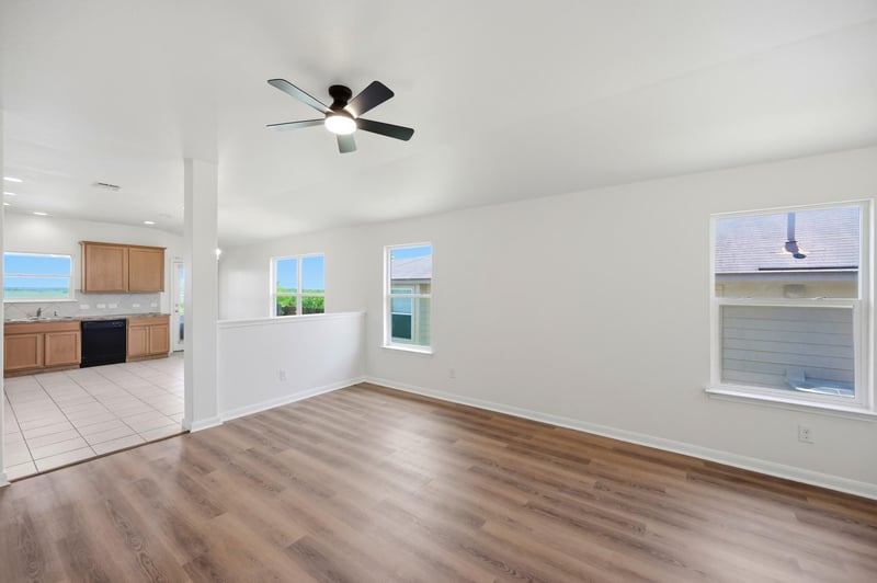 209 Hoya LN, San Marcos, TX 78666