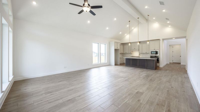 165 Datewood DR, Liberty Hill, TX 78642