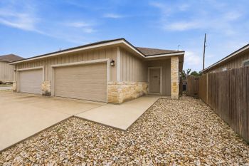 404 Carl Shipp DR, Liberty Hill, TX 78642