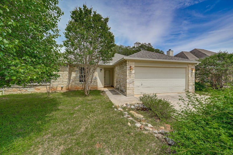 4 Memory LN, Wimberley, TX 78676